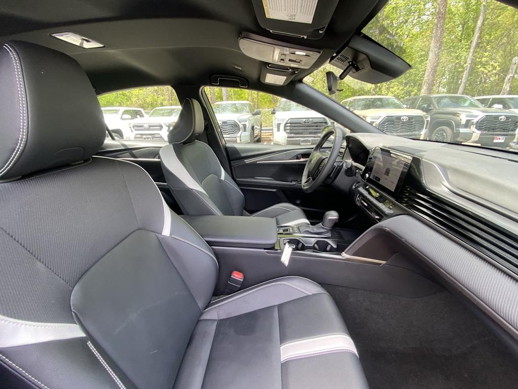 Thumbnail: 2025 Toyota Camry - 24