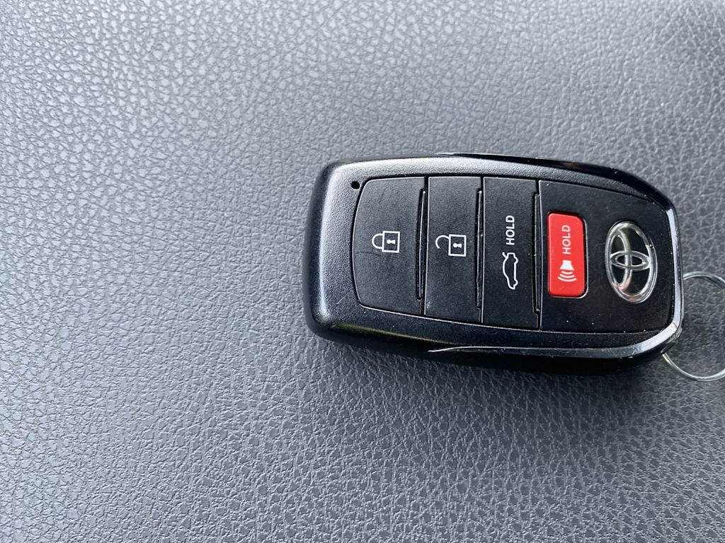 Thumbnail: 2025 Toyota Camry - 16