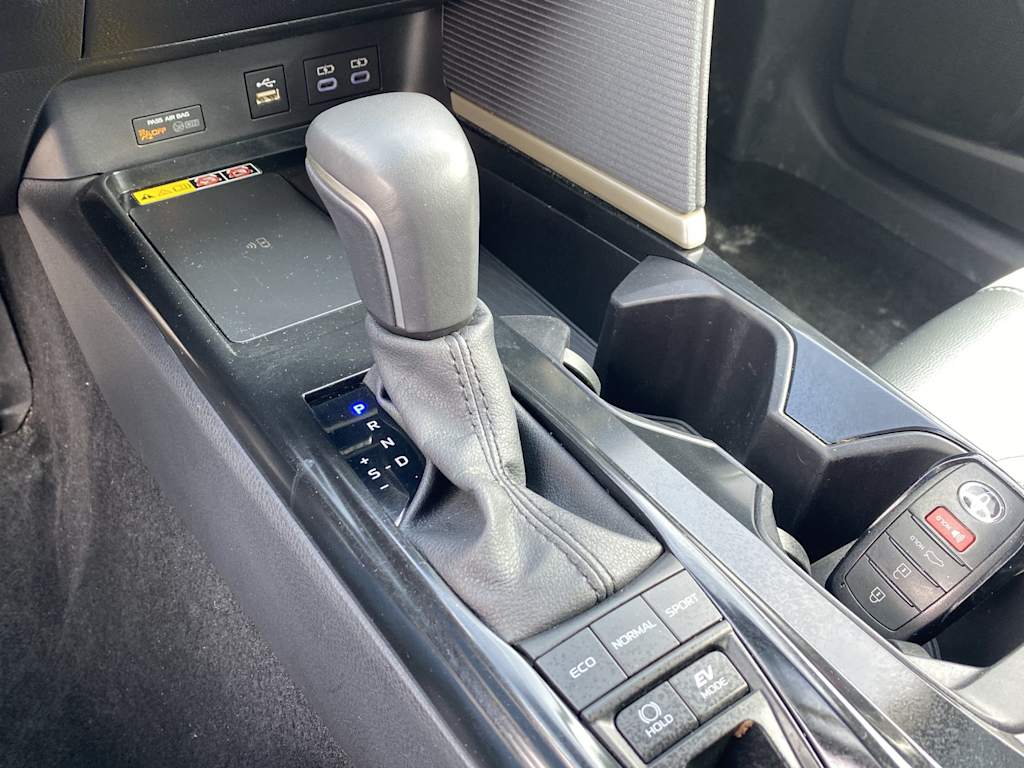 Thumbnail: 2025 Toyota Camry - 11