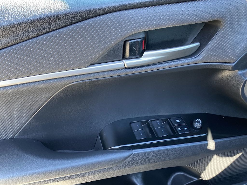 Thumbnail: 2025 Toyota Camry - 20