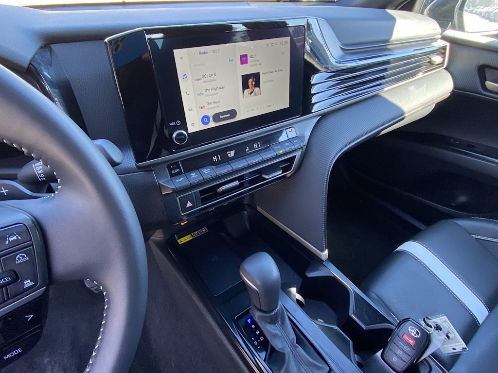 Thumbnail: 2025 Toyota Camry - 10