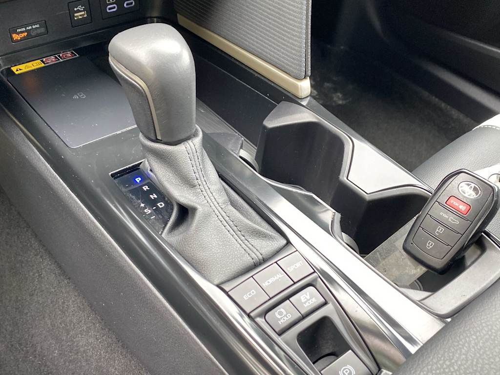 Thumbnail: 2025 Toyota Camry - 13