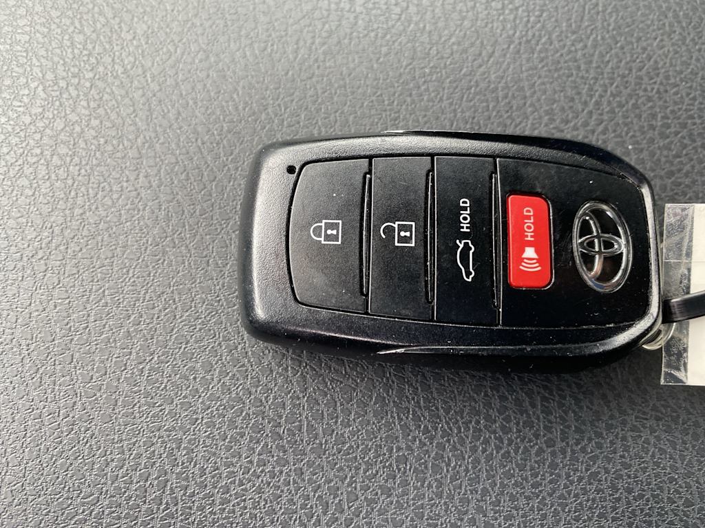 Thumbnail: 2025 Toyota Camry - 16
