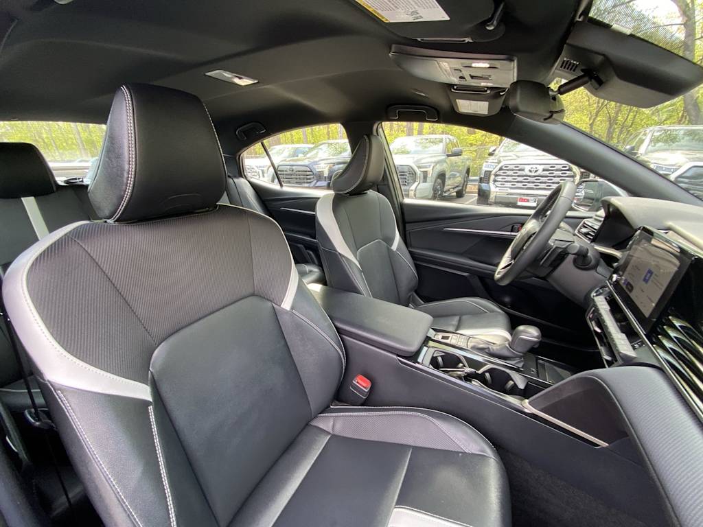 Thumbnail: 2025 Toyota Camry - 28