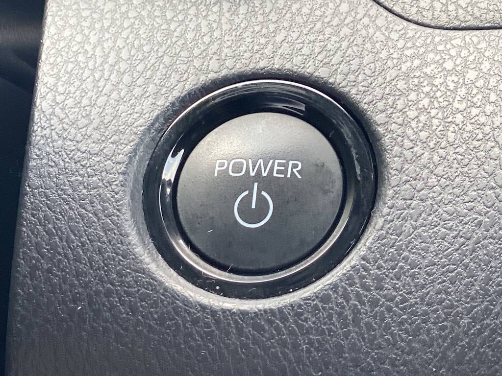 Thumbnail: 2025 Toyota Camry - 32