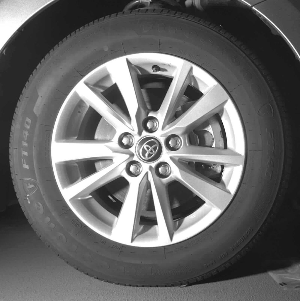 Thumbnail: 2025 Toyota Camry - 11