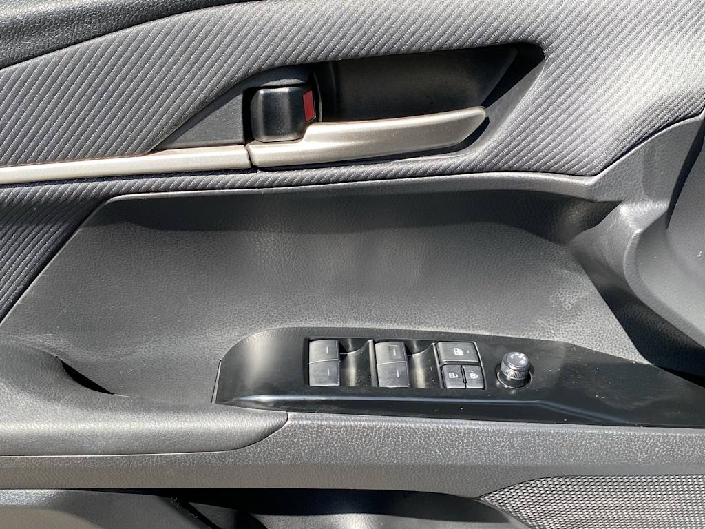 Thumbnail: 2025 Toyota Camry - 27