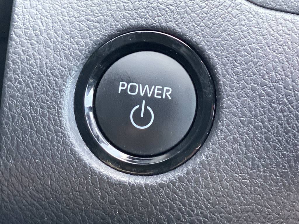 Thumbnail: 2025 Toyota Camry - 33