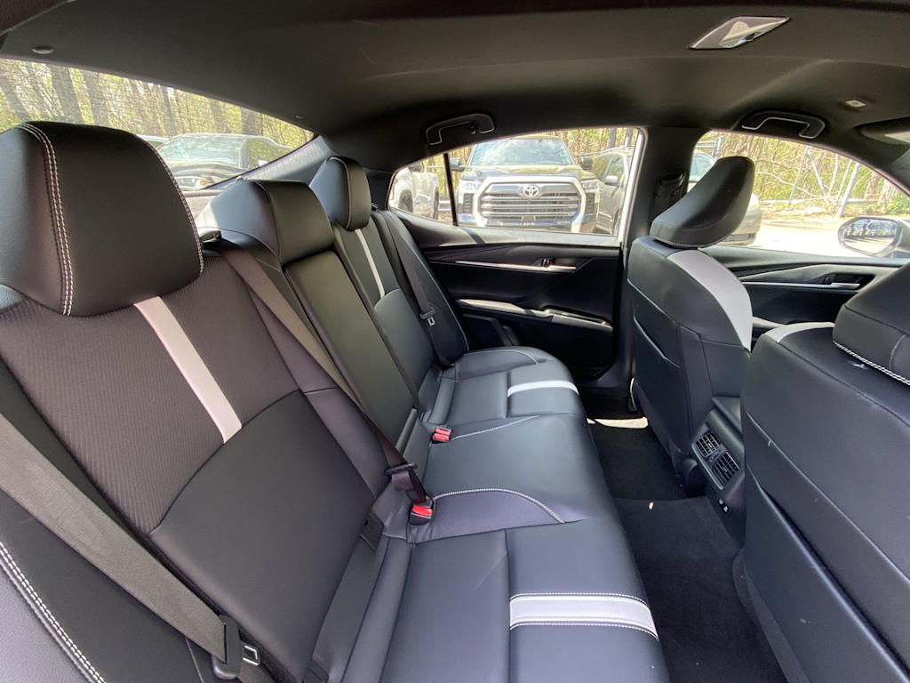 Thumbnail: 2025 Toyota Camry - 30