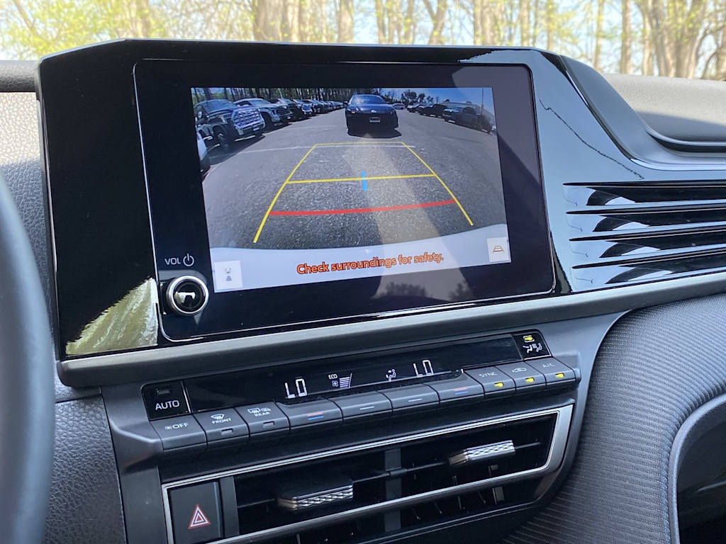 Thumbnail: 2025 Toyota Camry - 32