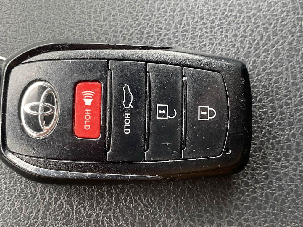 Thumbnail: 2025 Toyota Camry - 16