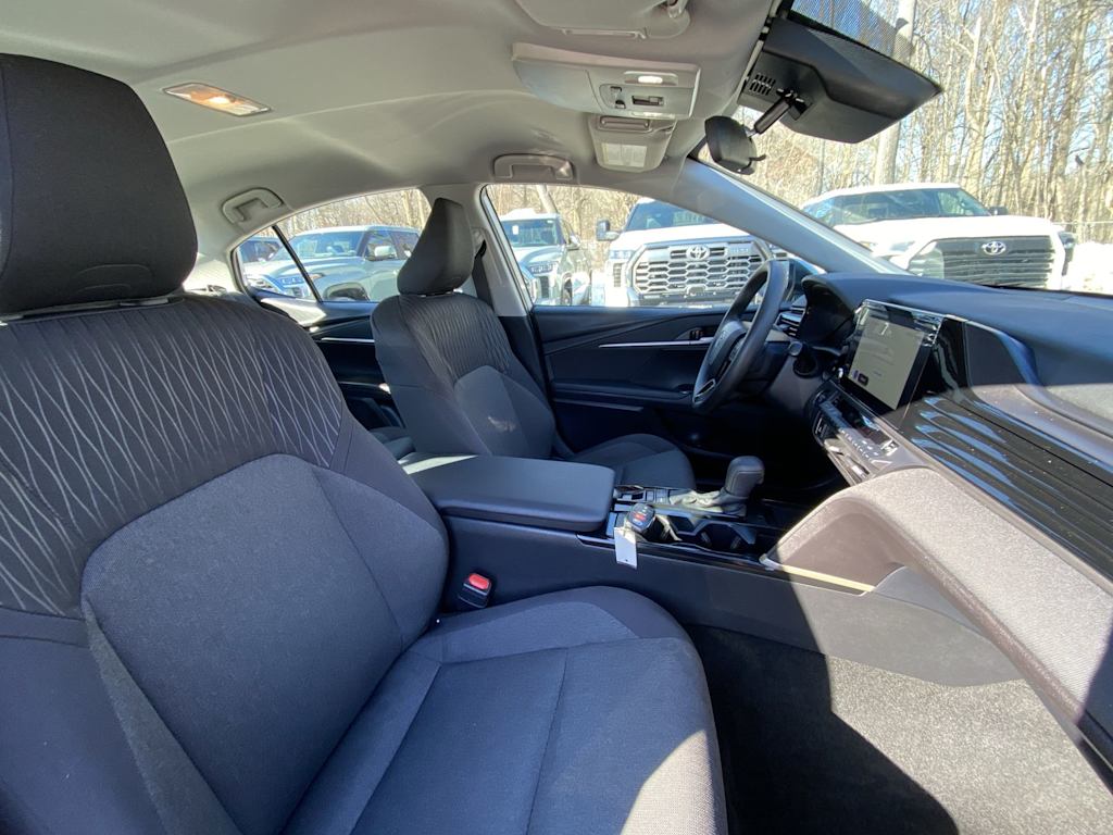 Thumbnail: 2025 Toyota Camry - 23