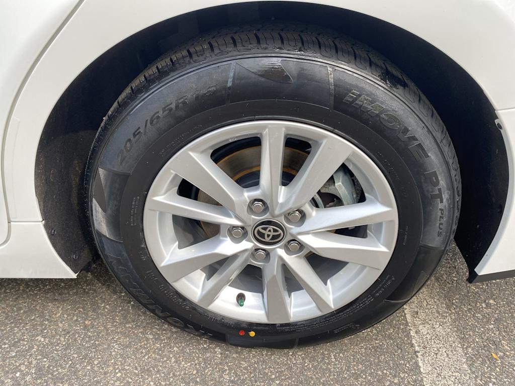 Thumbnail: 2025 Toyota Camry - 25