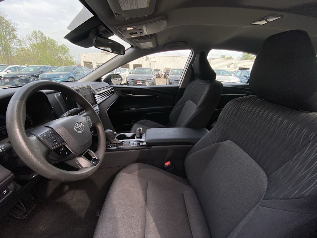 Thumbnail: 2025 Toyota Camry - 9