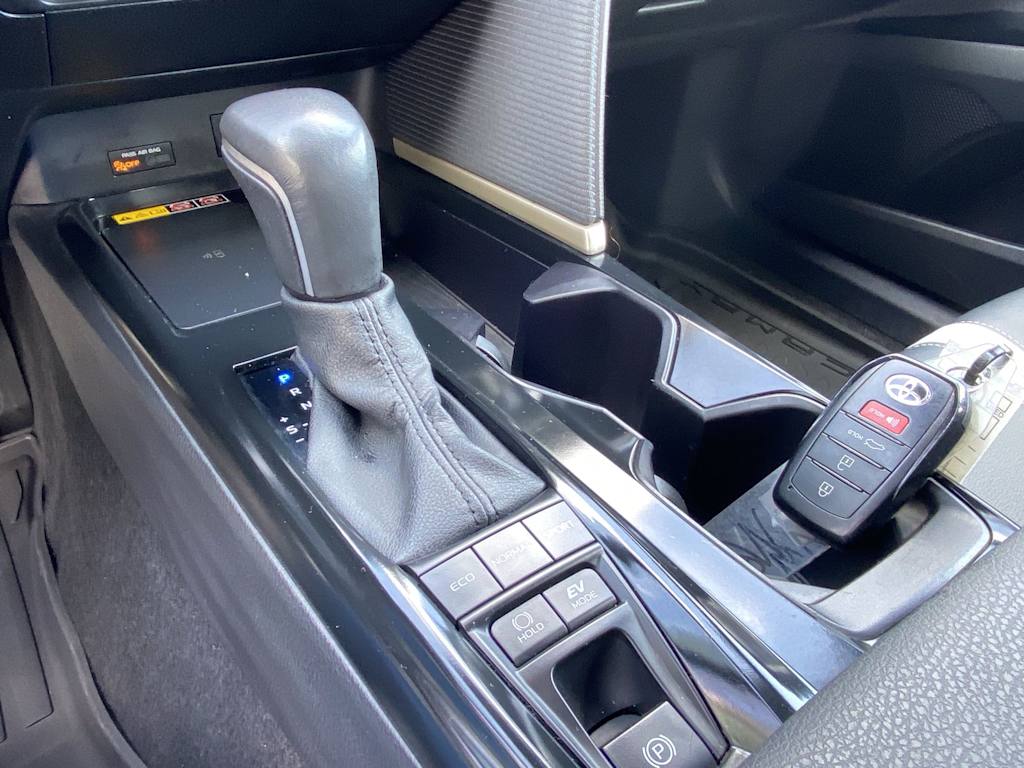 Thumbnail: 2025 Toyota Camry - 12