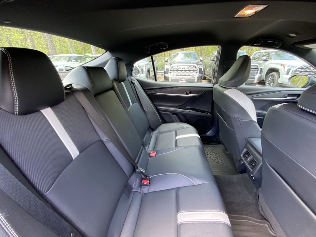Thumbnail: 2025 Toyota Camry - 27