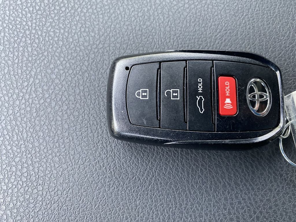 Thumbnail: 2025 Toyota Camry - 13