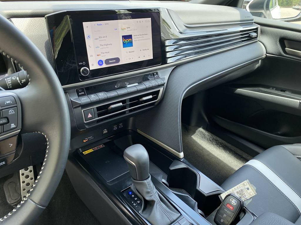 Thumbnail: 2025 Toyota Camry - 10