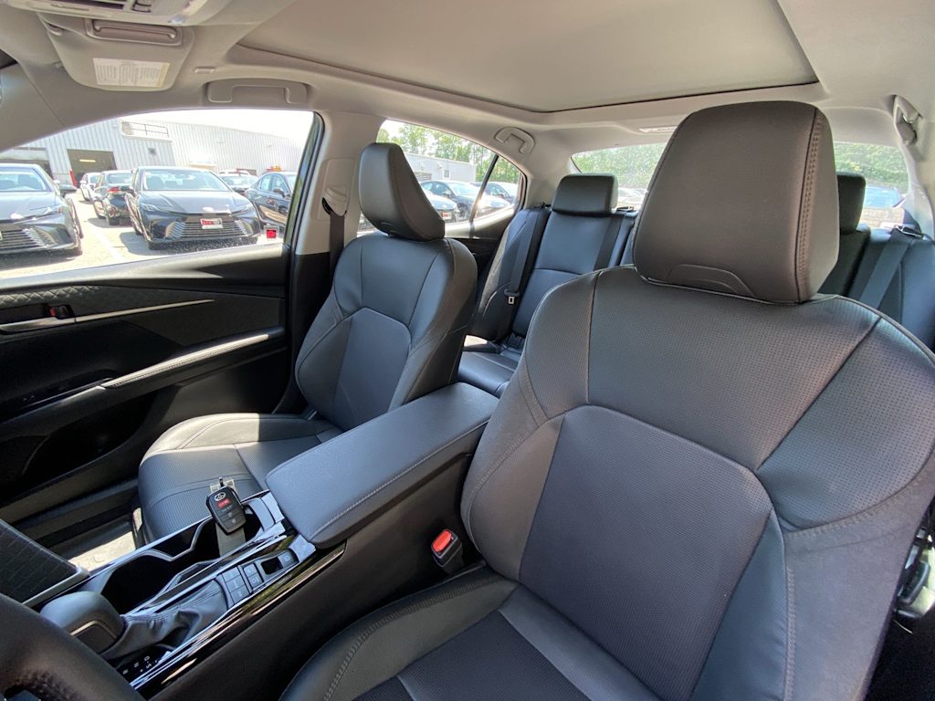 Thumbnail: 2026 Toyota Camry - 9