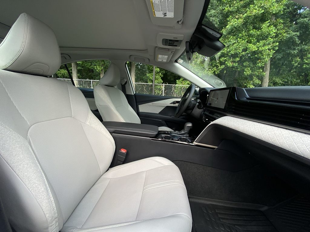 Thumbnail: 2026 Toyota Camry - 31