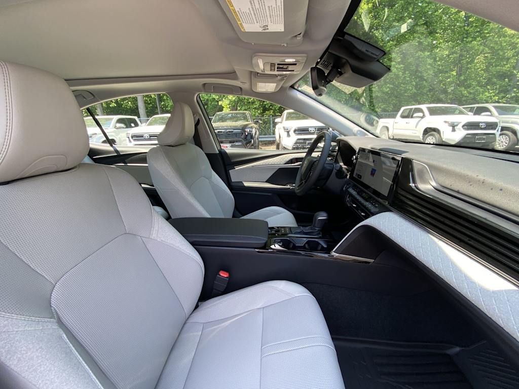 Thumbnail: 2026 Toyota Camry - 27