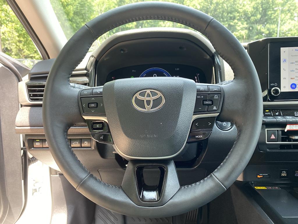 Thumbnail: 2026 Toyota Camry - 11