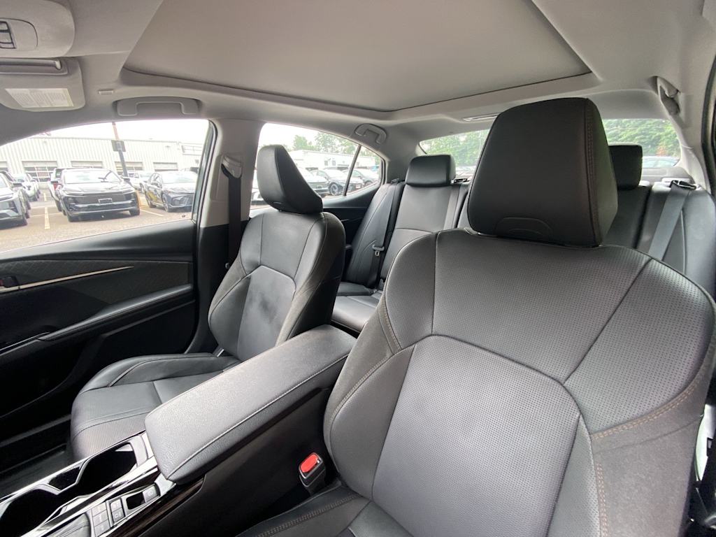 Thumbnail: 2026 Toyota Camry - 11