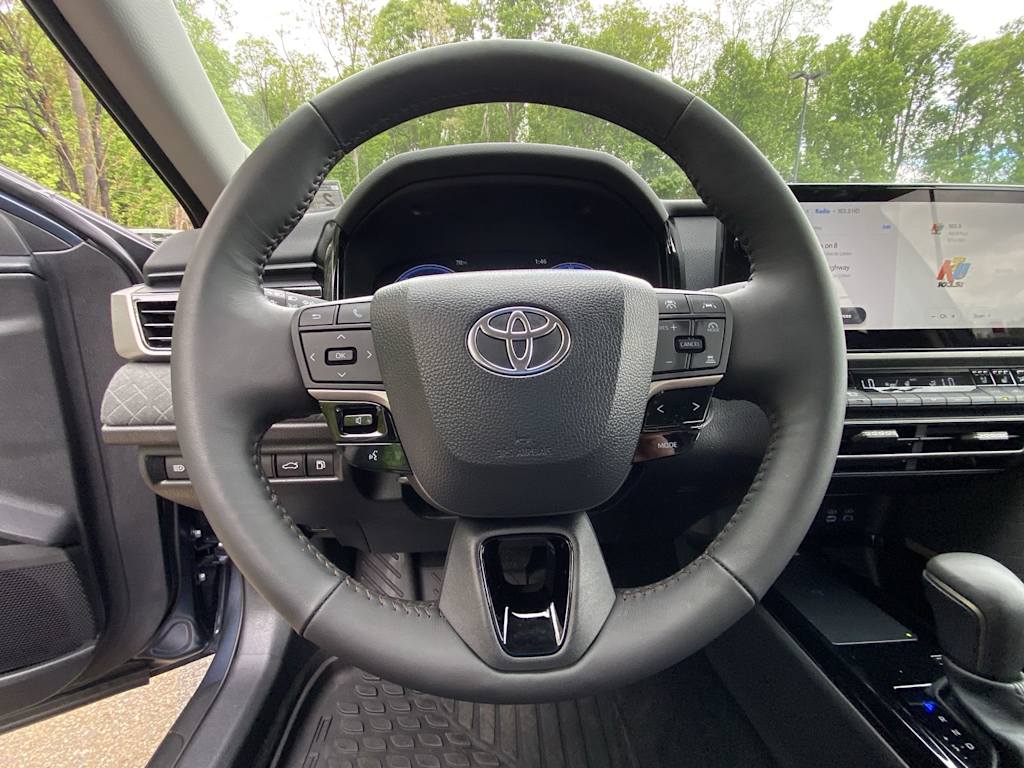 Thumbnail: 2026 Toyota Camry - 7