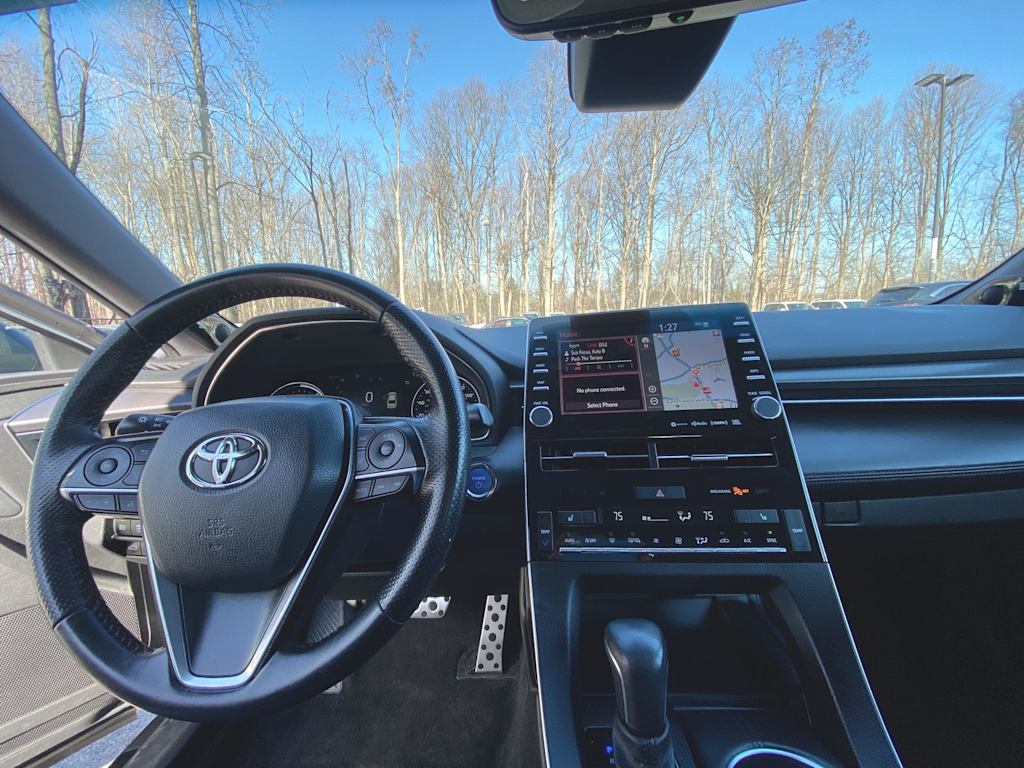 2022 Toyota Avalon XSE 2