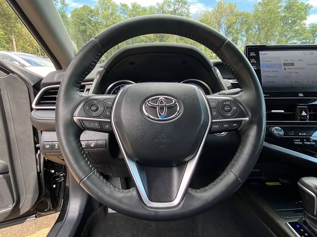 Thumbnail: 2023 Toyota Camry - 7