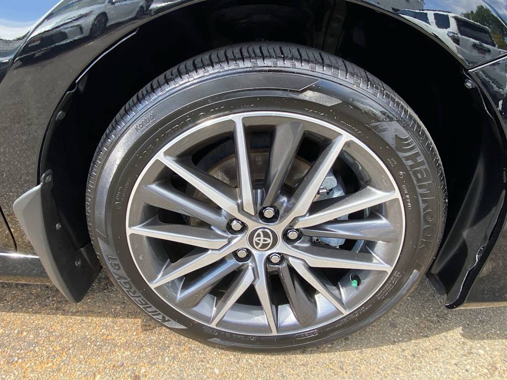 Thumbnail: 2023 Toyota Camry - 23