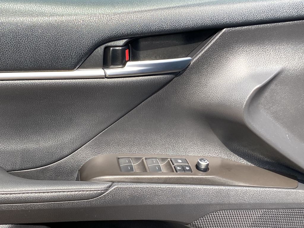 Thumbnail: 2023 Toyota Camry - 25