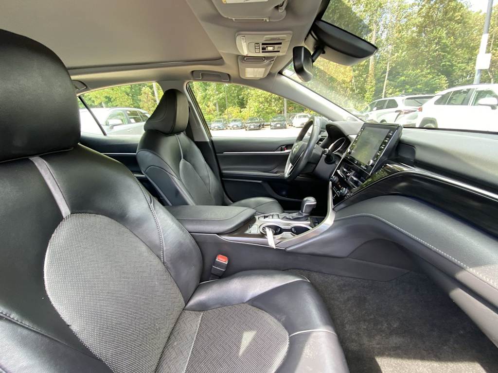 Thumbnail: 2023 Toyota Camry - 26