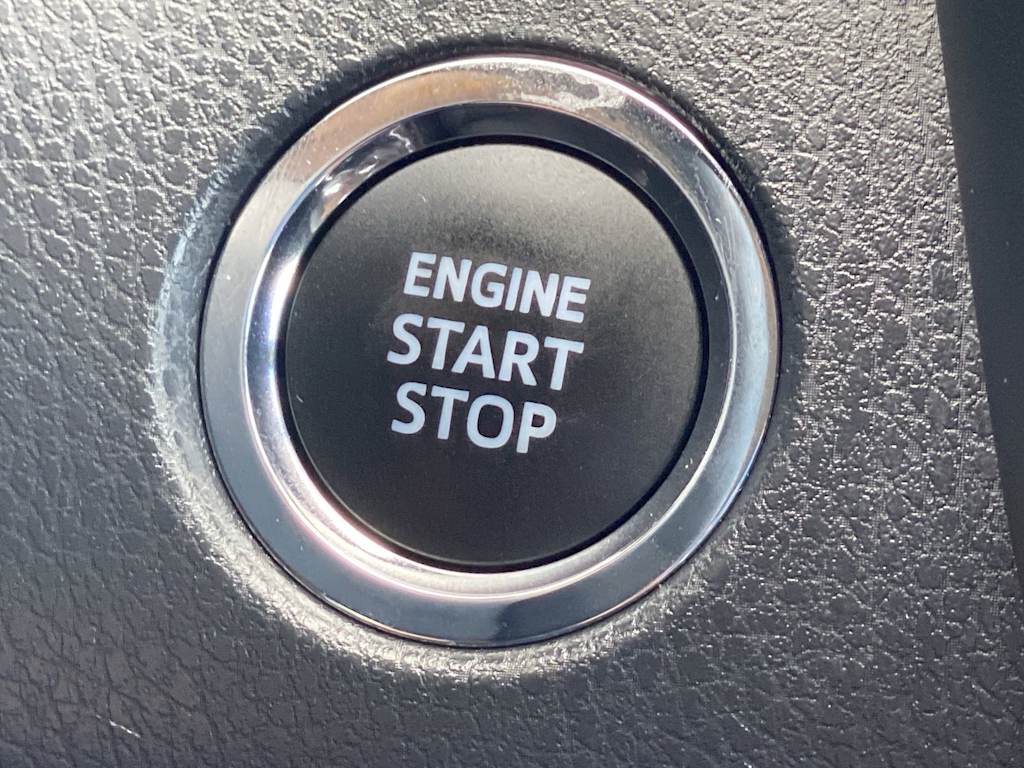 Thumbnail: 2023 Toyota Camry - 32