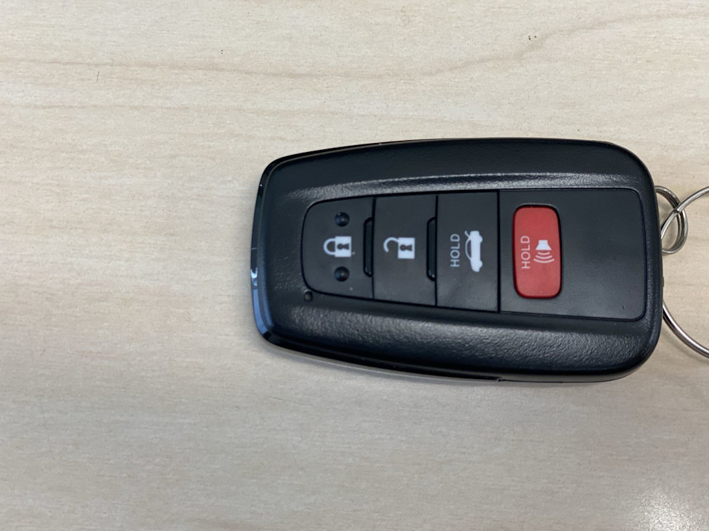 Thumbnail: 2023 Toyota Camry - 33