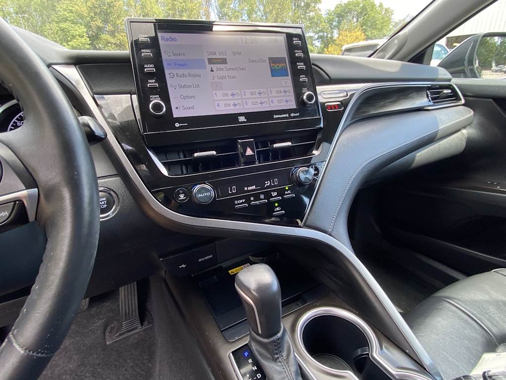 Thumbnail: 2023 Toyota Camry - 11