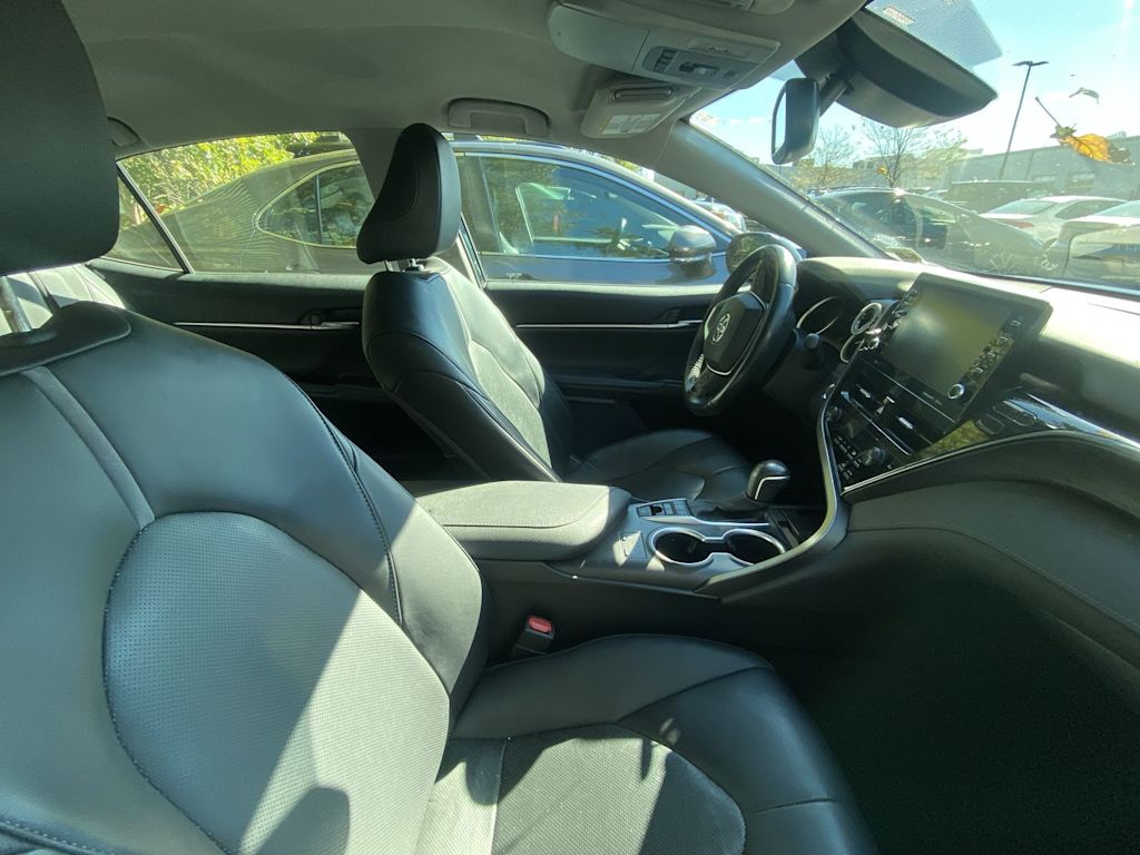 Thumbnail: 2022 Toyota Camry - 5