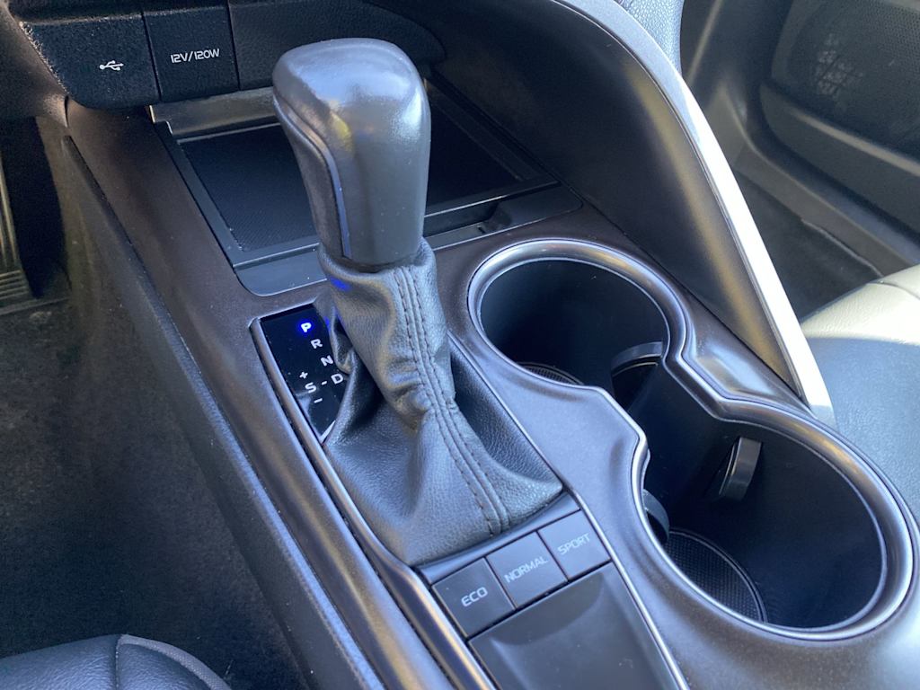 Thumbnail: 2024 Toyota Camry - 11