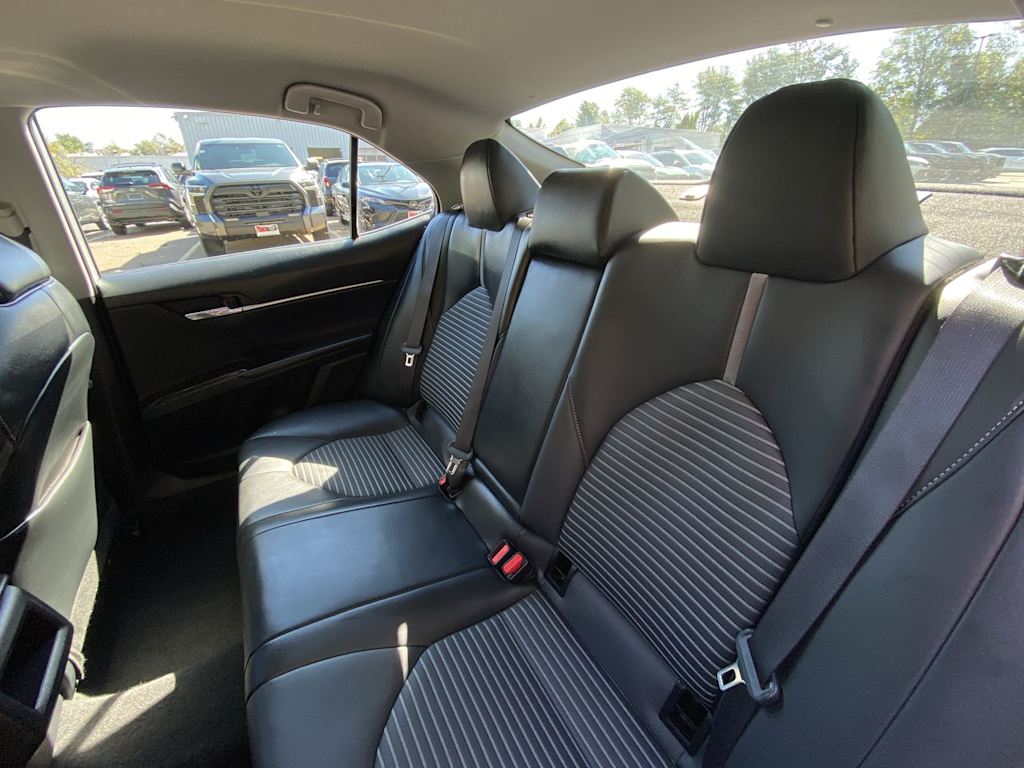 Thumbnail: 2024 Toyota Camry - 9