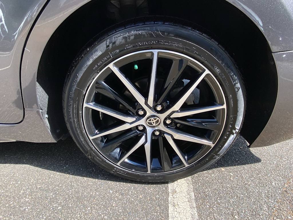 Thumbnail: 2023 Toyota Camry - 16