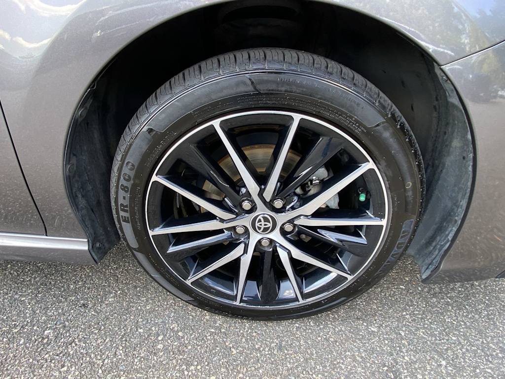 Thumbnail: 2023 Toyota Camry - 18