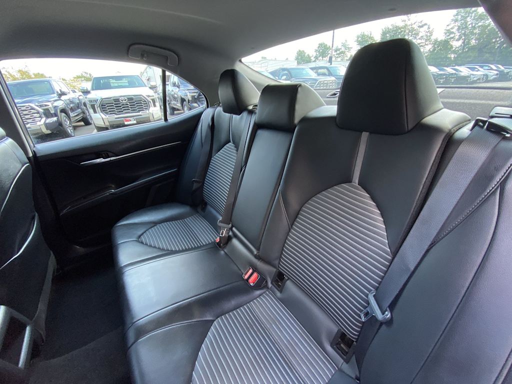 Thumbnail: 2023 Toyota Camry - 9