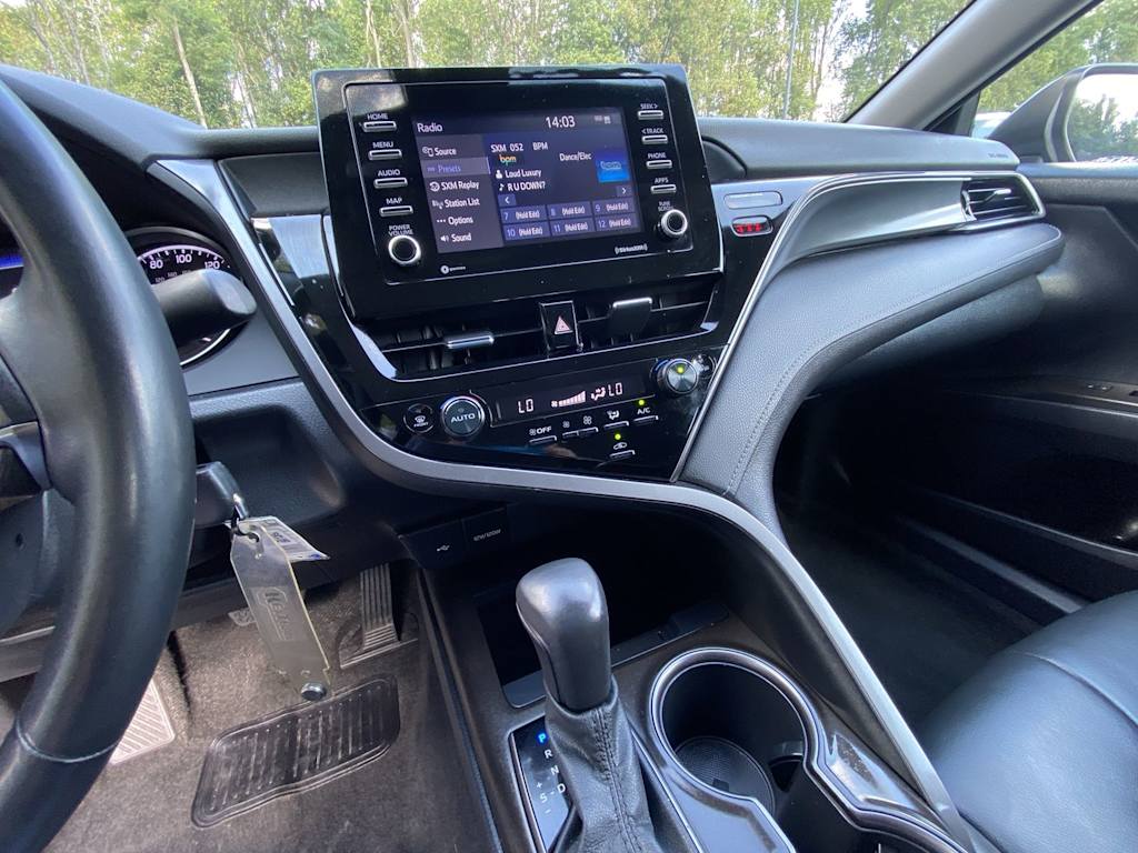 Thumbnail: 2023 Toyota Camry - 10