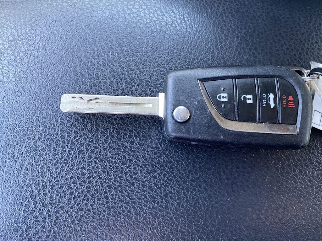 Thumbnail: 2024 Toyota Camry - 18