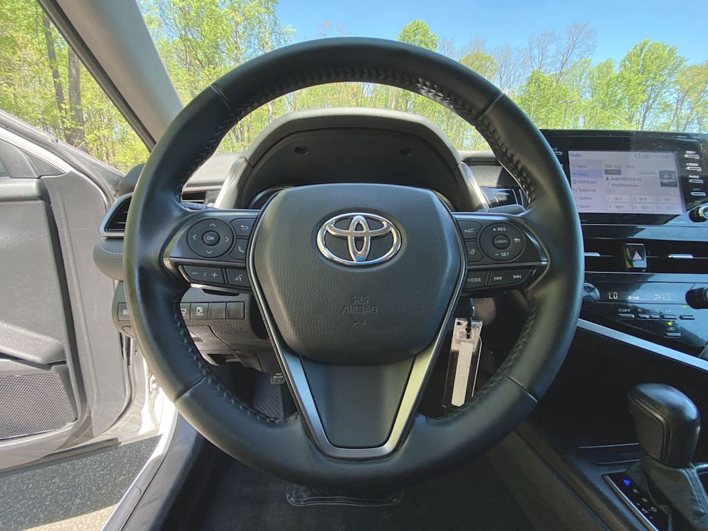 2022 Toyota Camry SE 12