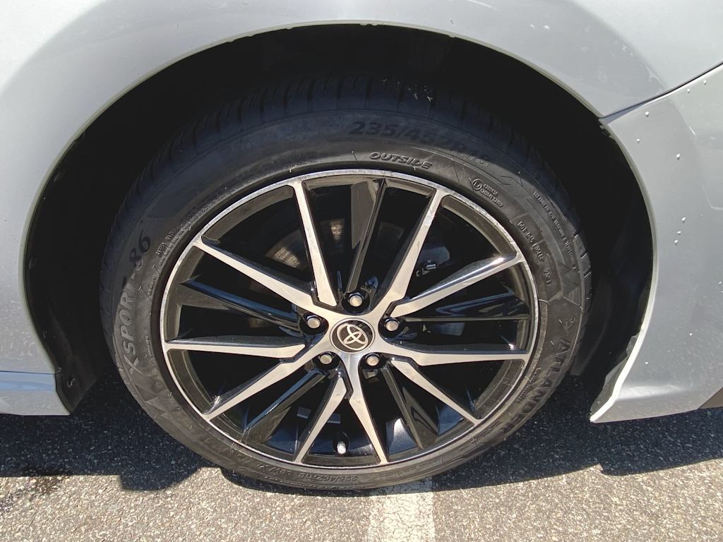 2022 Toyota Camry SE 23