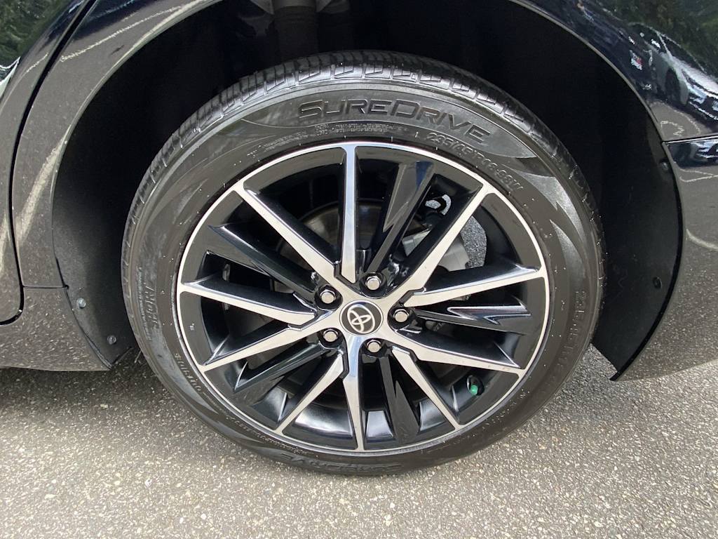 Thumbnail: 2024 Toyota Camry - 16