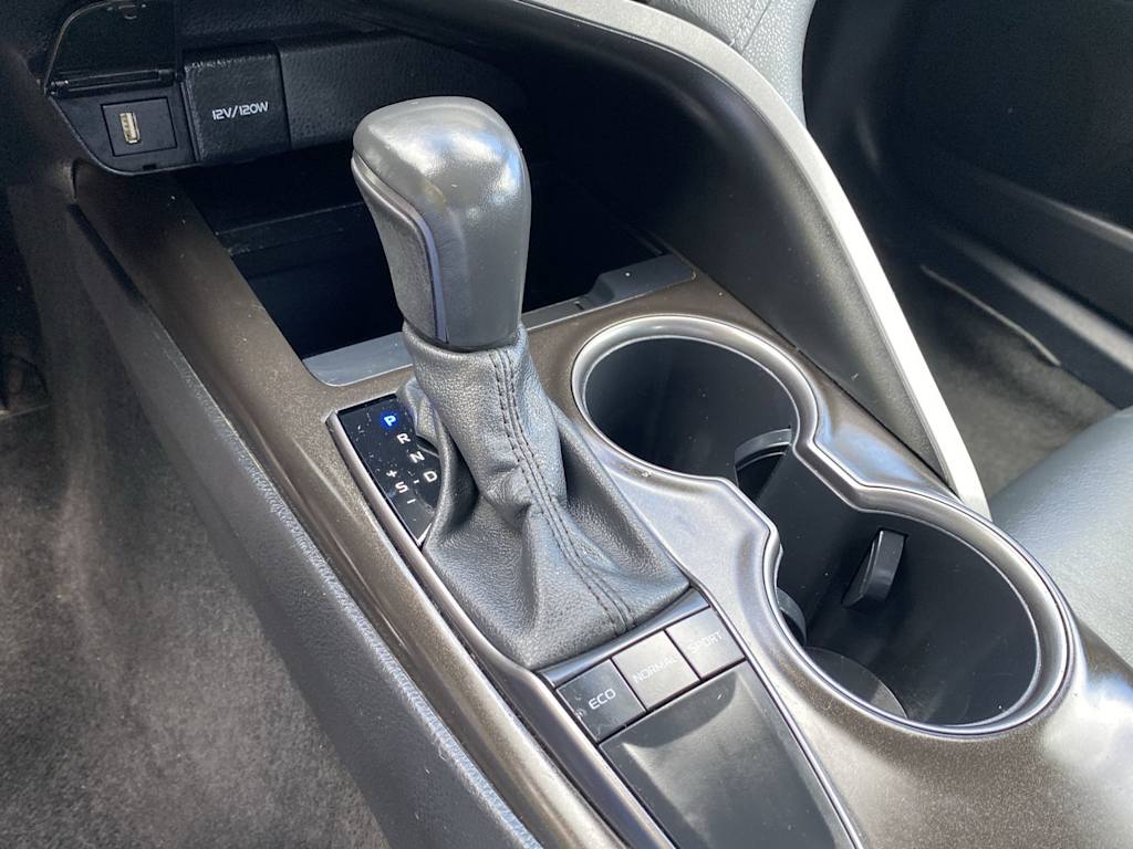 Thumbnail: 2024 Toyota Camry - 12