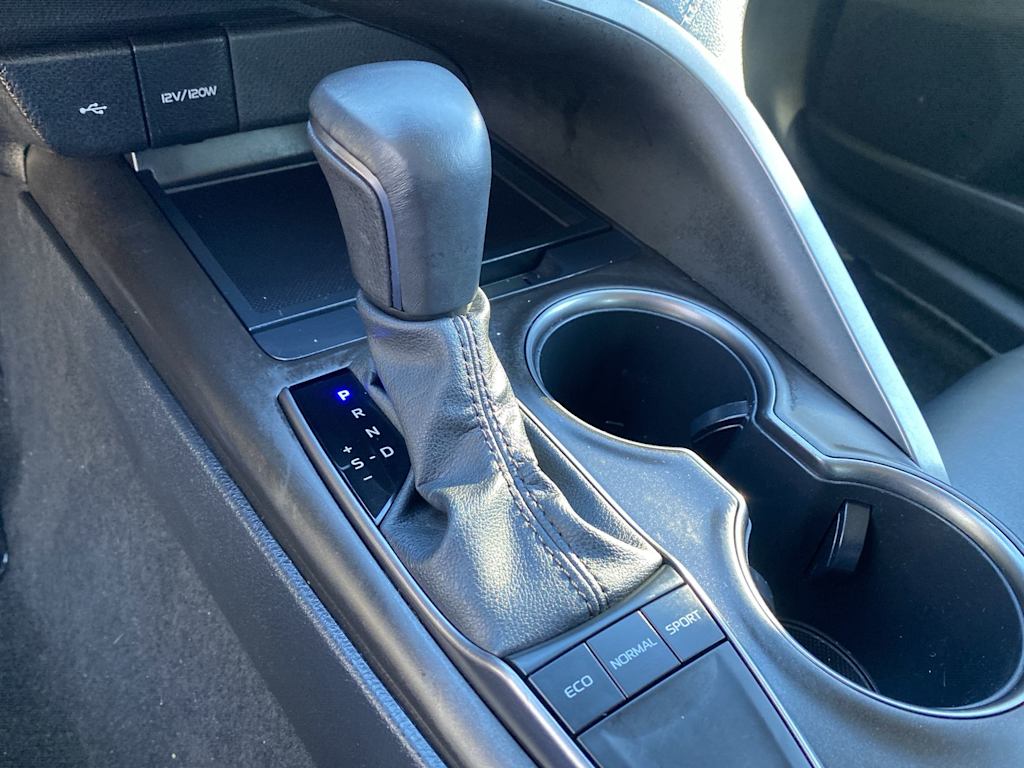 Thumbnail: 2023 Toyota Camry - 15