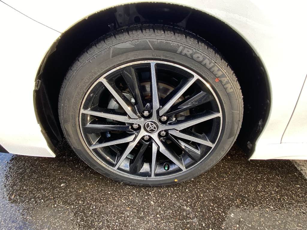 Thumbnail: 2023 Toyota Camry - 7